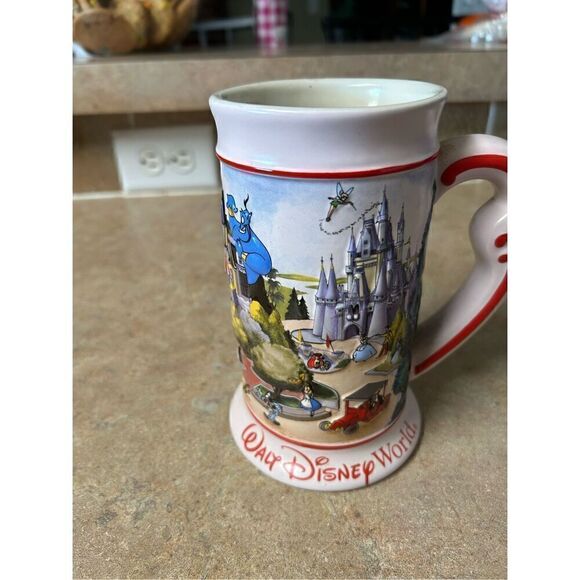 Authentic Walt Disney World vintage ceramic beer stein - Picture 3 of 4